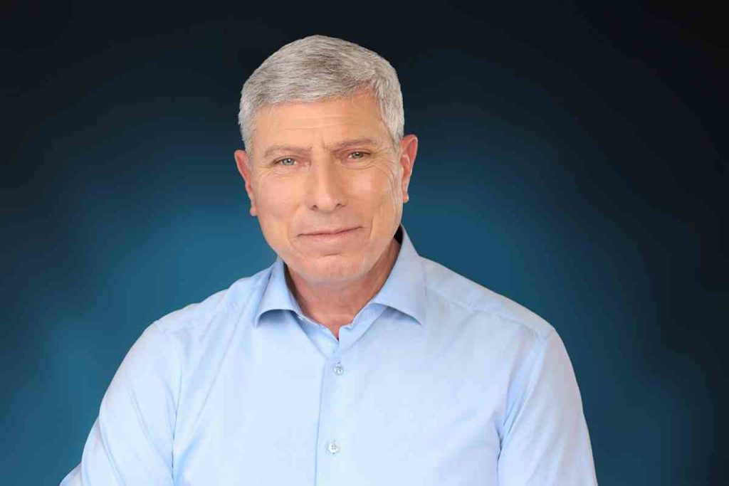 ראש עיריית קרית אתא, יעקב פרץ | צילום: דוברות העירייה