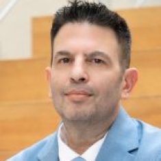 עורך דין צחי זיסמן